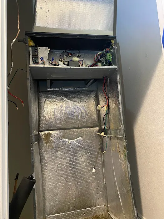 Heating & Cooling | Mafer AC Picture 9