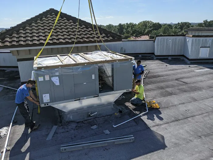 English Air Inc. Picture 7