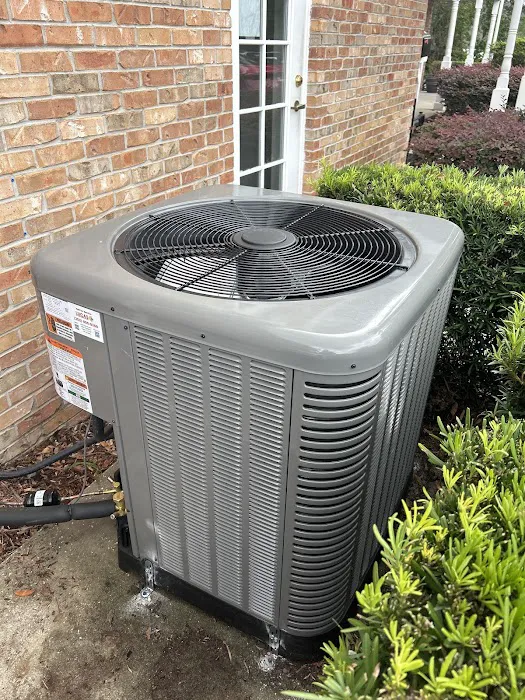 Lucas Air Conditioning and Heating, LLC Picture 1