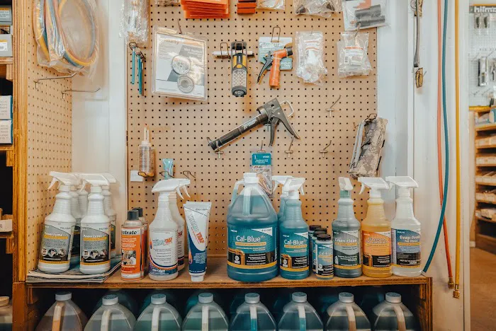 Blacks Supply-Eustis Picture 2