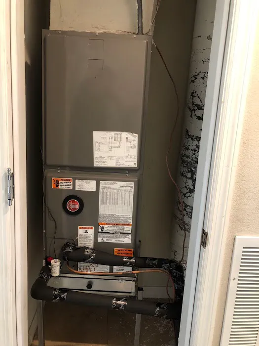 DC / AC Air Conditioning & Heating Picture 2