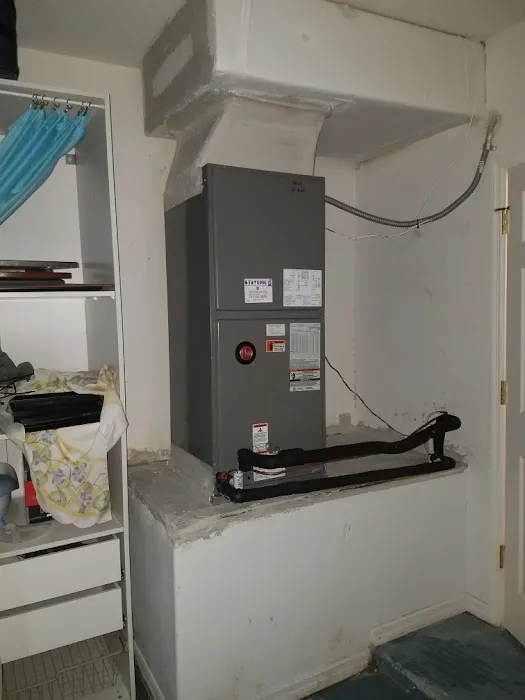 DC / AC Air Conditioning & Heating Picture 5