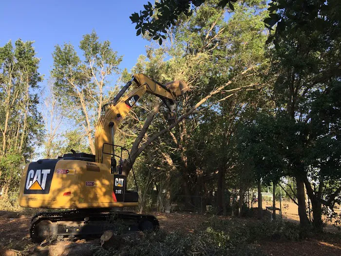 QDCA Services LLC. Picture 1