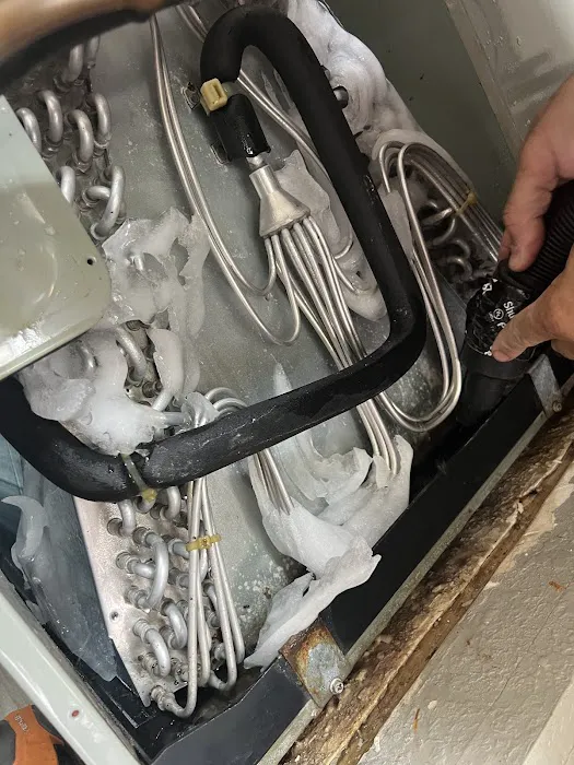 Air Evolution Cooling and Heating Services LLC Picture 2