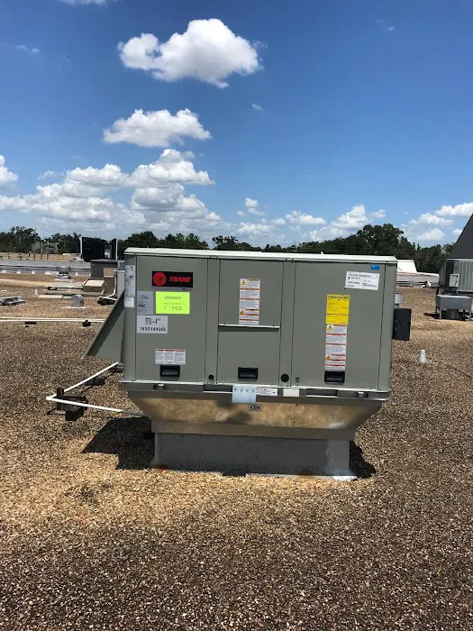 Aurora Air Inc. Picture 4