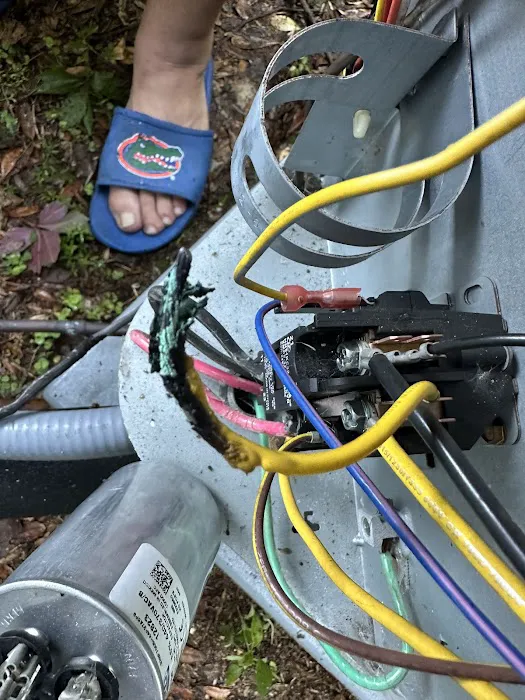 Leo's A/C and Heating Picture 2