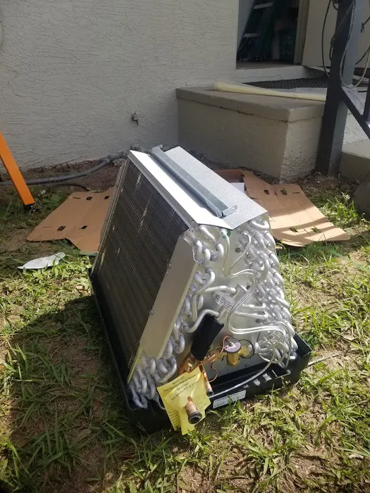 Chris' A/C Company Picture 1