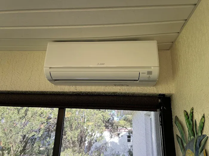 United Refrigeration Heating & Air Picture 2