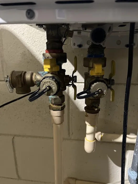 Honest Plumbing, Air Conditioning and Electric LLC Picture 9