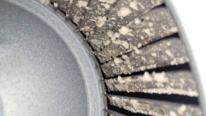 Red, White & Cool Air Picture 5