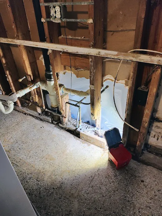 Ruiz Plumbing Industries, Inc Picture 10