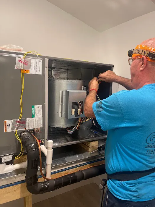 Gould's Air Conditioning and Heating LLC Picture 3