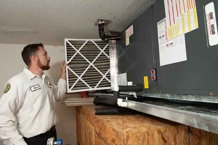 One Hour Air Conditioning & Heating Picture 4