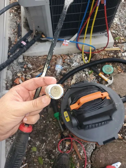 75 Air LLC Picture 4