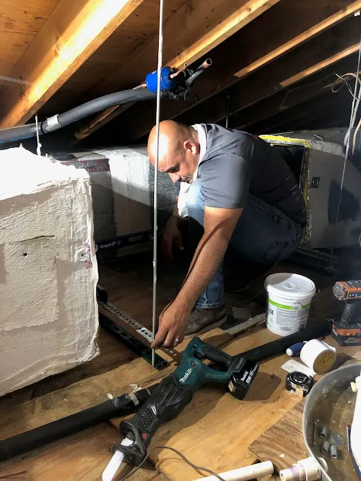 Bruce Jones Air Conditioning Picture 4