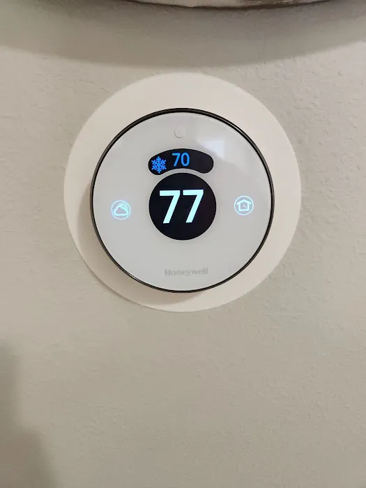 Red Apple Air Conditioning & Heating Picture 6