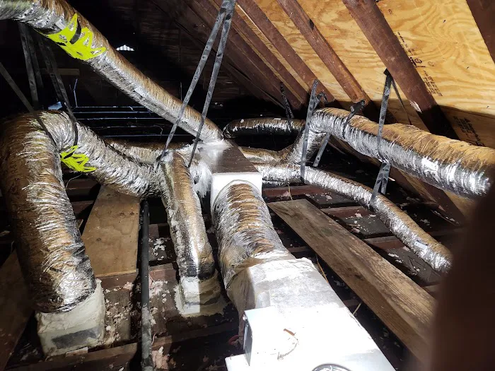 Red Apple Air Conditioning & Heating Picture 8