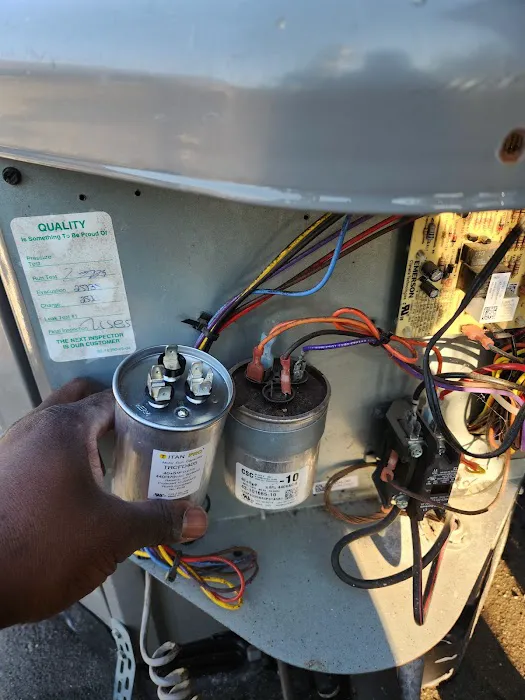 Red Apple Air Conditioning & Heating Picture 5