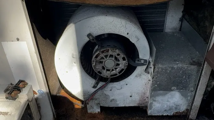 Ward's Heating & Cooling LLC Picture 10