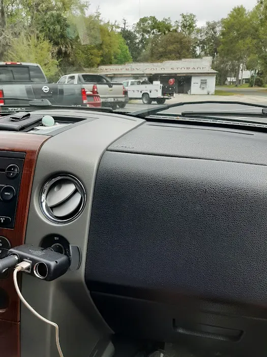 a & j little contractors Picture 1