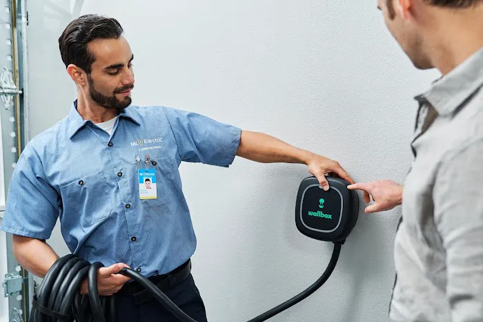 Mr. Electric of North Florida Picture 6