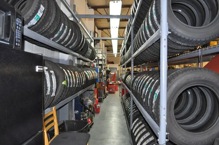 Advanced Auto Care Center Picture 8