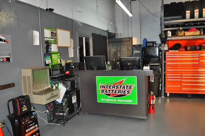 Advanced Auto Care Center Picture 9