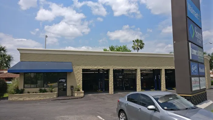 Advanced Auto Care Center Picture 7