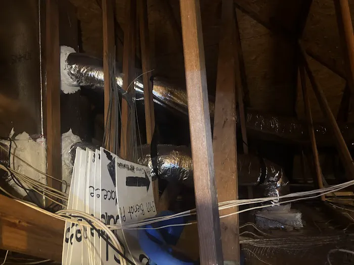 Coast 2 Coast AC Picture 5