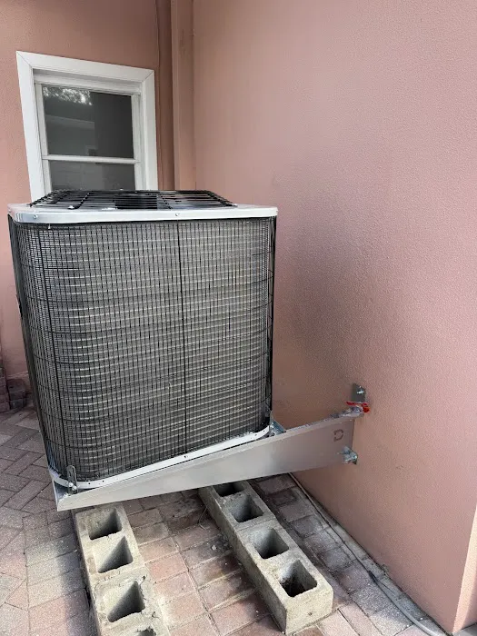 FL HVAC Team Picture 10