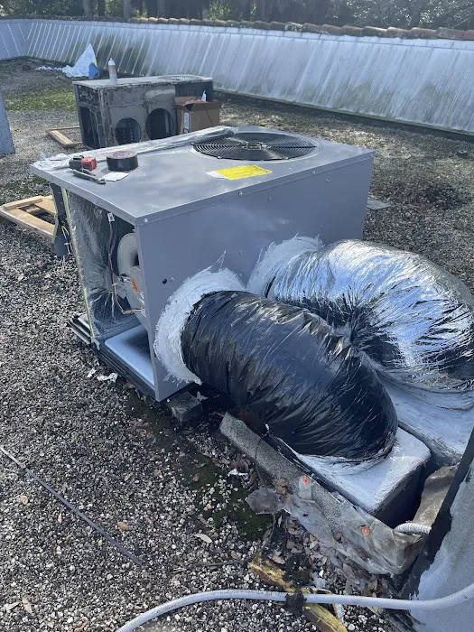 GULF BAY AIR CONDITIONING AND HEATING LLC Picture 6