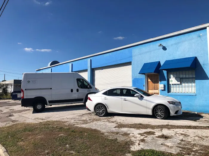 House Tech Plus Picture 1