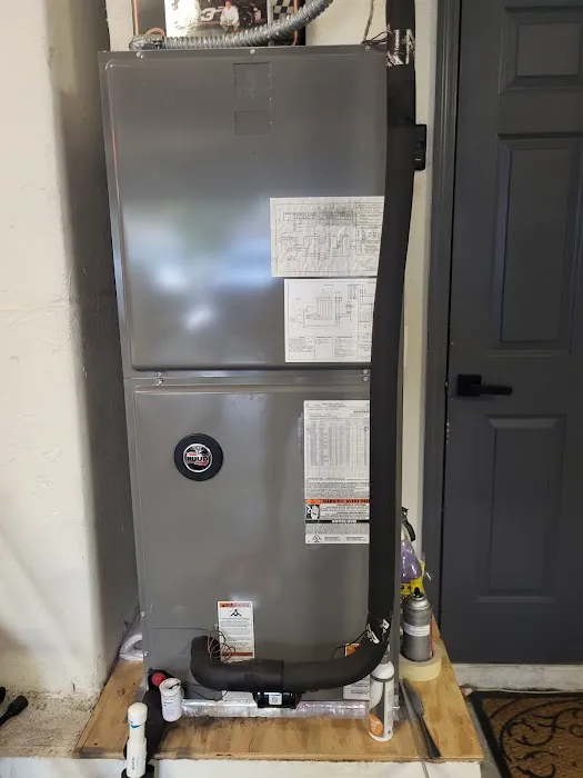 I Know A Guy AC Picture 5