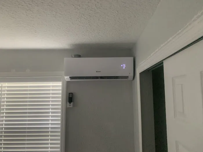 Harbor Air Picture 7