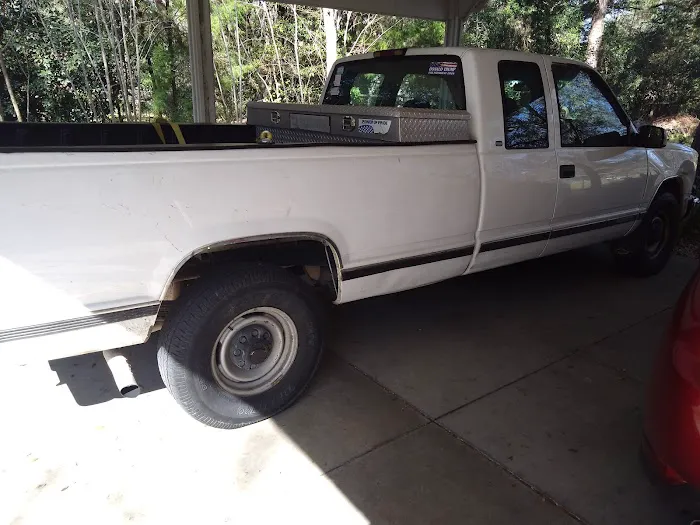 Johnny's Auto Repair Picture 5