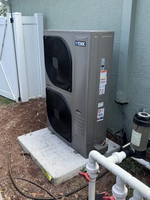 Max Cool LLC Picture 1