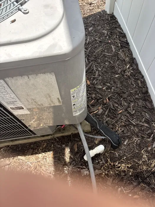 Max Cool LLC Picture 4