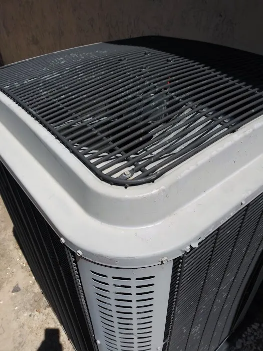 Max Cool LLC Picture 6