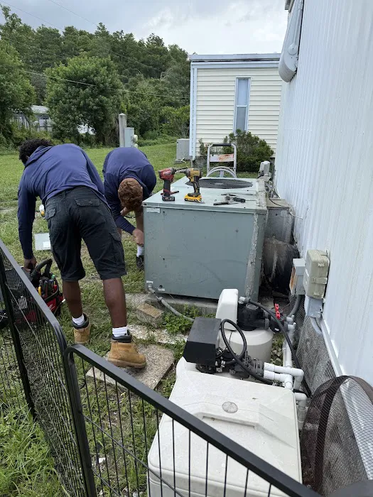 Bob Stapleton Heating & Air Conditioning Picture 8