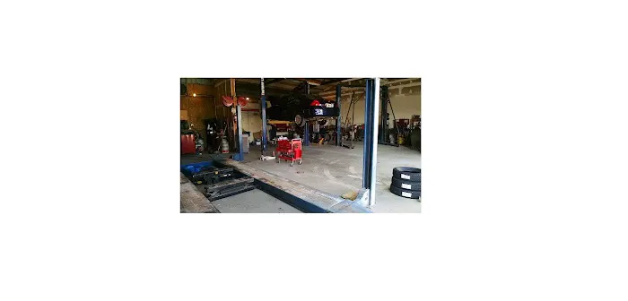 Grady's Automotive Picture 4