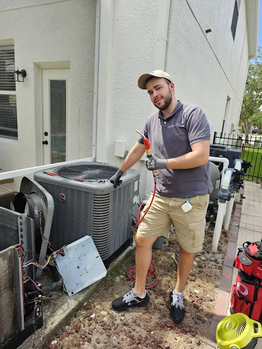 Fuse Service Largo Picture 1