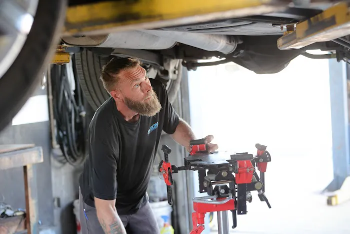 Ice Cold Air Discount Auto Repair Picture 3