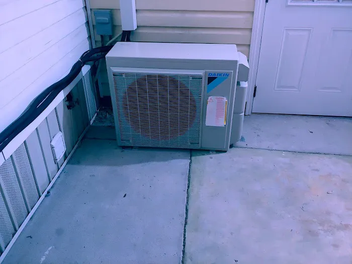 AM Aire Inc Picture 9