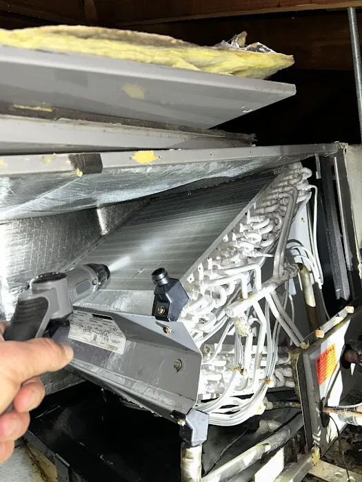 AireWave Heating and Cooling Picture 8