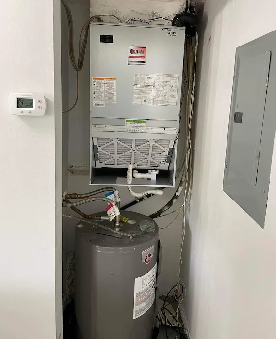 Caliber Heating & Cooling LLC Picture 3