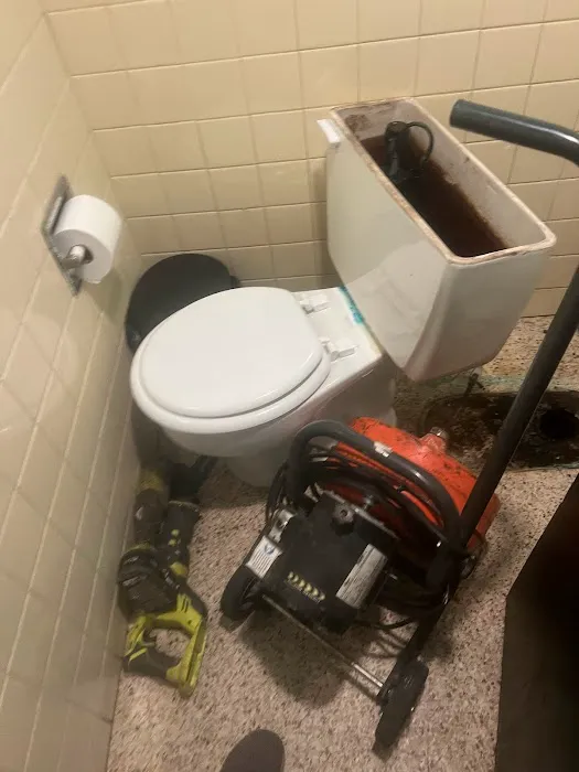 H&H Drain cleaning& Residential and commercial maintenance Picture 4