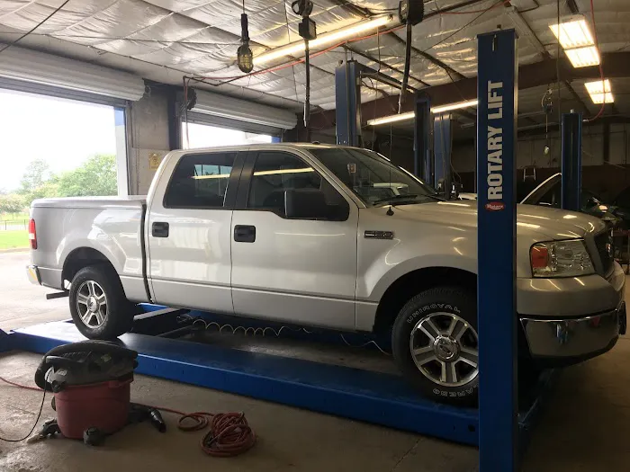 Ray Norton Tire & Auto Center Picture 8