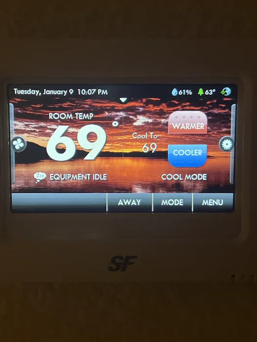 Sarah's Air Picture 1