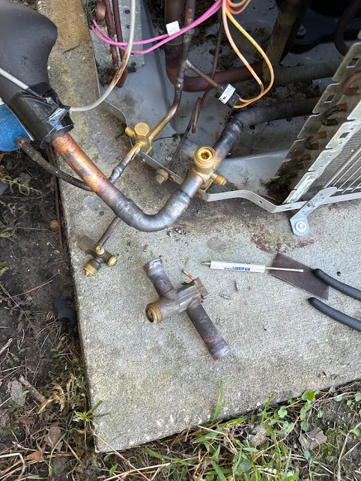 Everest One Heating & Cooling INC Picture 2