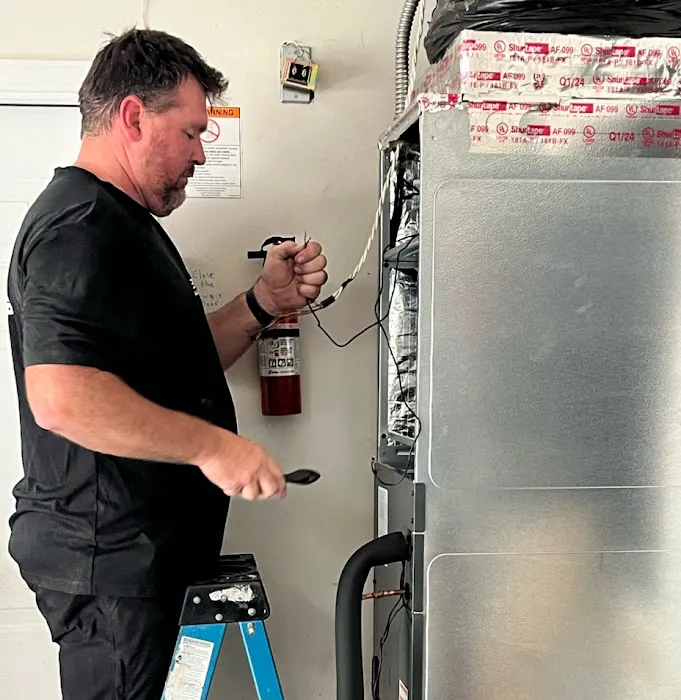 365 Solutions AC Repair and Plumbing Picture 9